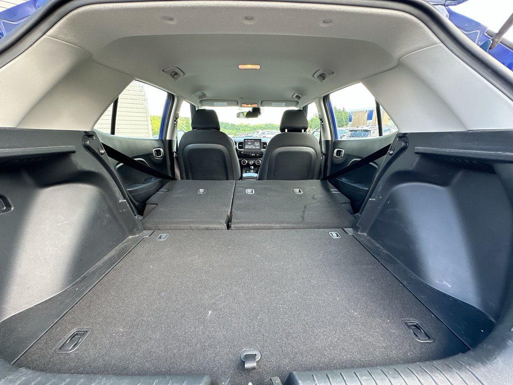 2025 Hyundai Venue Preferred | RmtStart | HtdWheel | Warranty to 2030 in Saint John, New Brunswick - 37 - w1024h768px