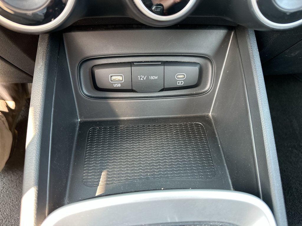 2025 Hyundai Venue Essential | Cam | HtdSeat | Warranty to 2030 in Saint John, New Brunswick - 45 - w1024h768px