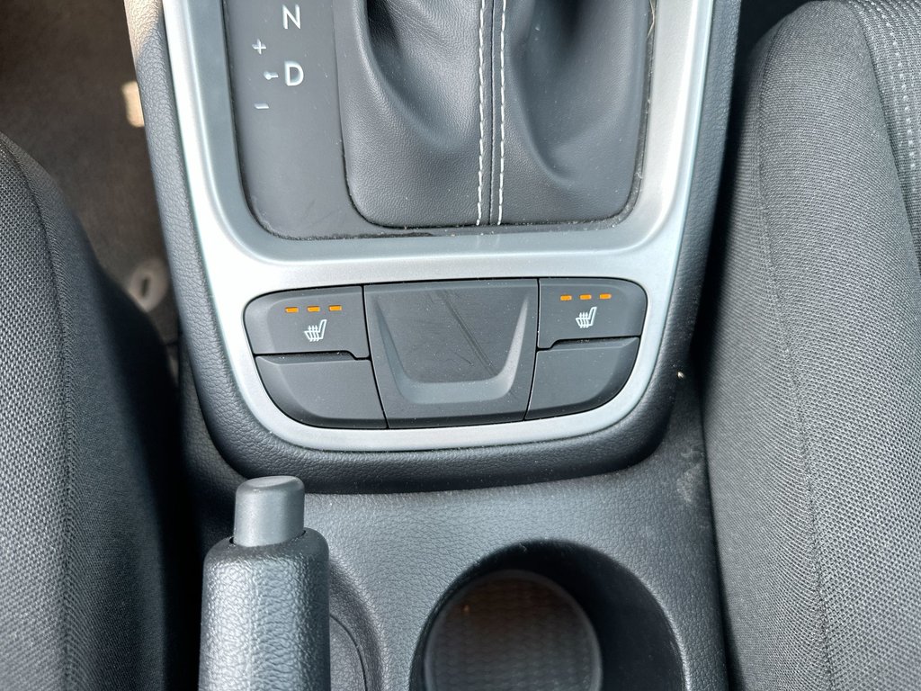 2025 Hyundai Venue Essential | Cam | HtdSeat | Warranty to 2030 in Saint John, New Brunswick - 31 - w1024h768px