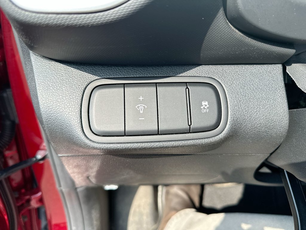 2025 Hyundai Venue Essential | Cam | HtdSeat | Warranty to 2030 in Saint John, New Brunswick - 22 - w1024h768px