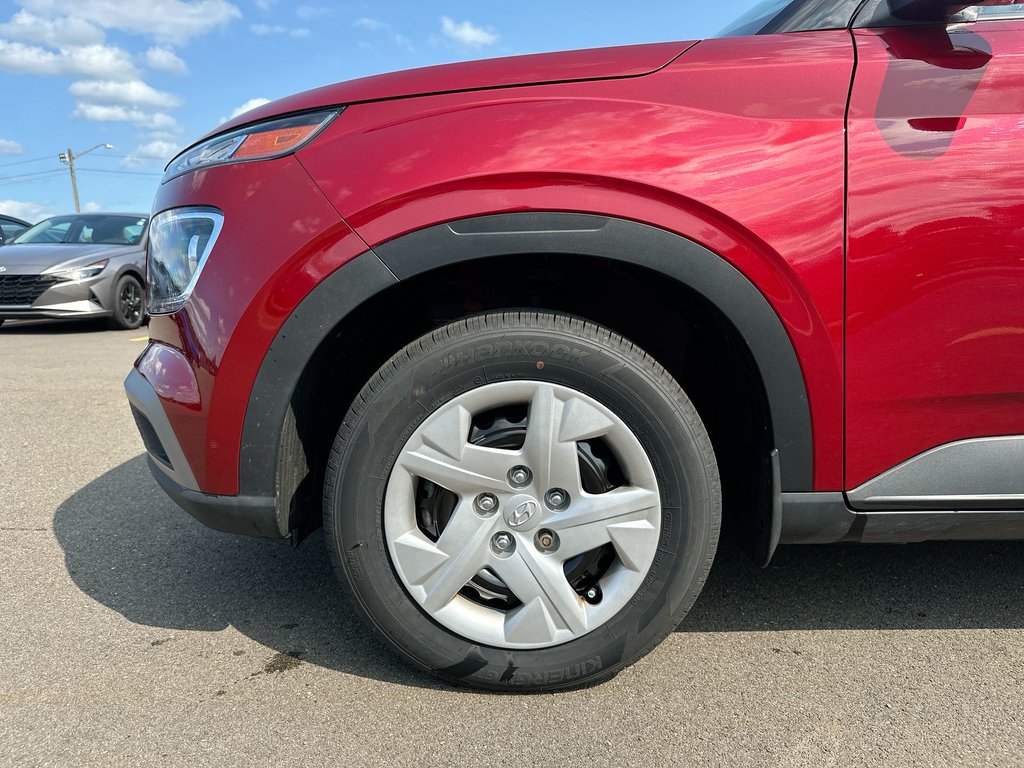 2025 Hyundai Venue Essential | Cam | HtdSeat | Warranty to 2030 in Saint John, New Brunswick - 10 - w1024h768px