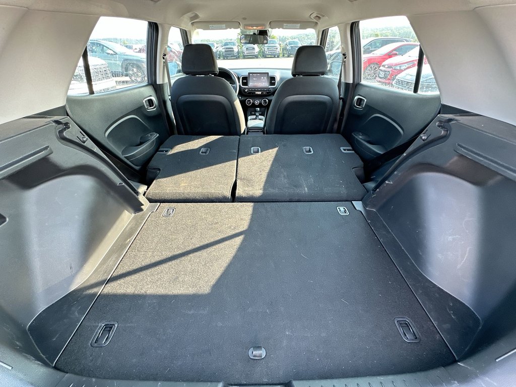 2025 Hyundai Venue Preferred | Cam | HtdSeats | Warranty to 2030 in Saint John, New Brunswick - 37 - w1024h768px