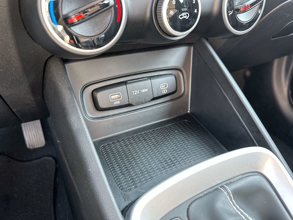2025 Hyundai Venue Preferred | Cam | HtdSeats | Warranty to 2030 in Saint John, New Brunswick - 28 - w1024h768px