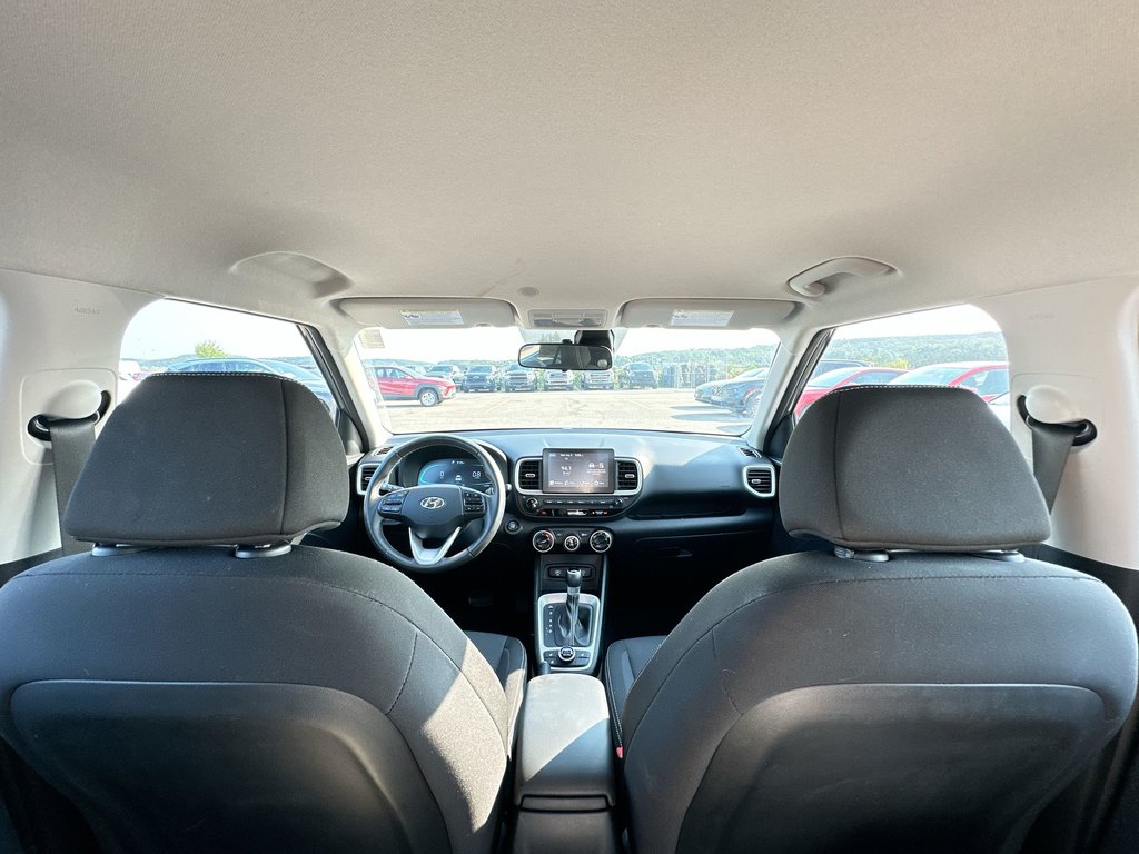 2025 Hyundai Venue Preferred | Cam | HtdSeats | Warranty to 2030 in Saint John, New Brunswick - 50 - w1024h768px