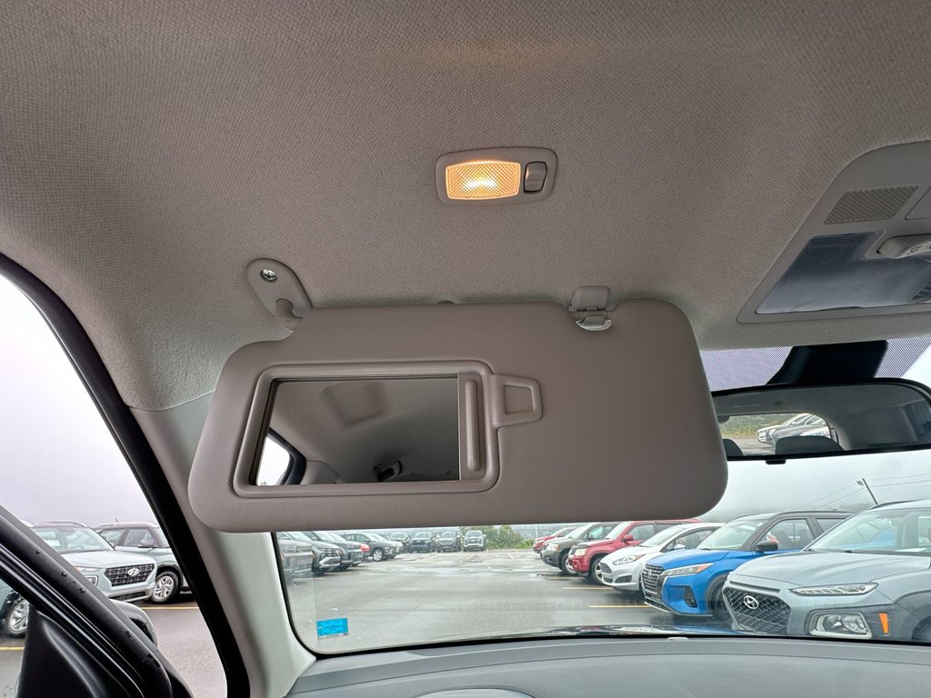 2025 Hyundai Venue in Antigonish, Nova Scotia - 48 - w1024h768px