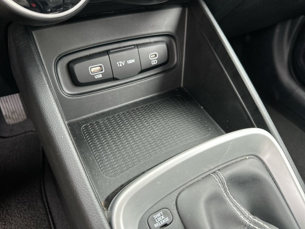2025 Hyundai Venue in Antigonish, Nova Scotia - 28 - w1024h768px