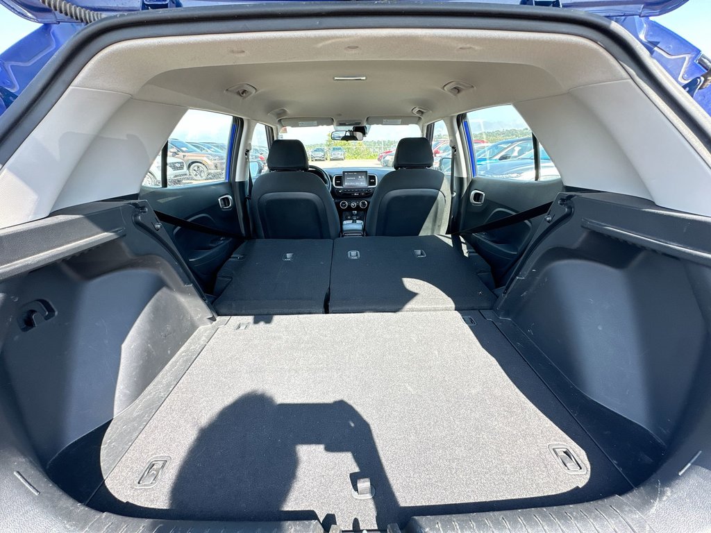 2025 Hyundai Venue in Antigonish, Nova Scotia - 37 - w1024h768px