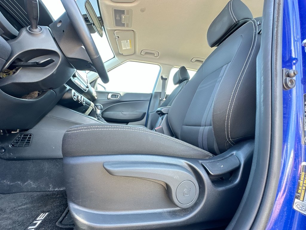 2025 Hyundai Venue in Antigonish, Nova Scotia - 14 - w1024h768px