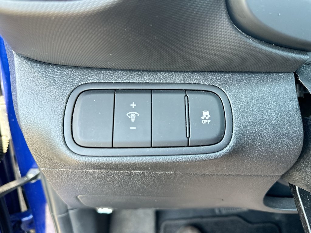 2025 Hyundai Venue in Antigonish, Nova Scotia - 22 - w1024h768px
