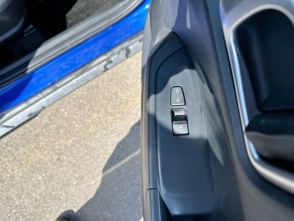 2025 Hyundai Venue in Antigonish, Nova Scotia - 46 - w1024h768px