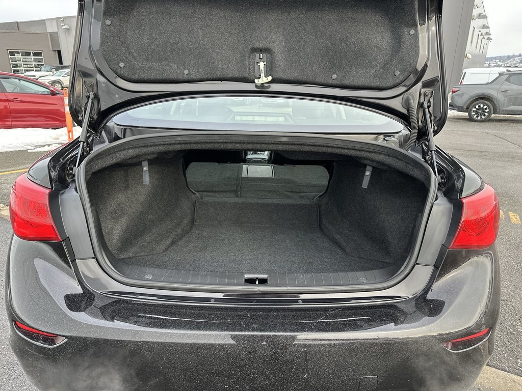 2016 Infiniti Q50 in Antigonish, Nova Scotia - 37 - w1024h768px