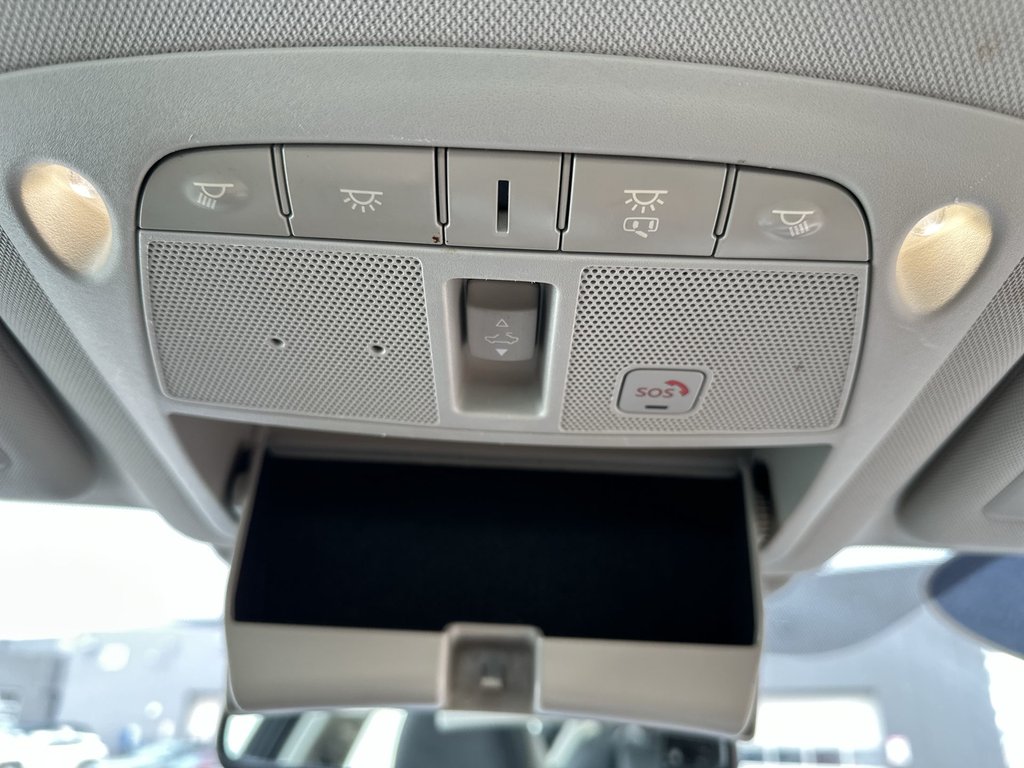 2016 Infiniti Q50 in Antigonish, Nova Scotia - 49 - w1024h768px