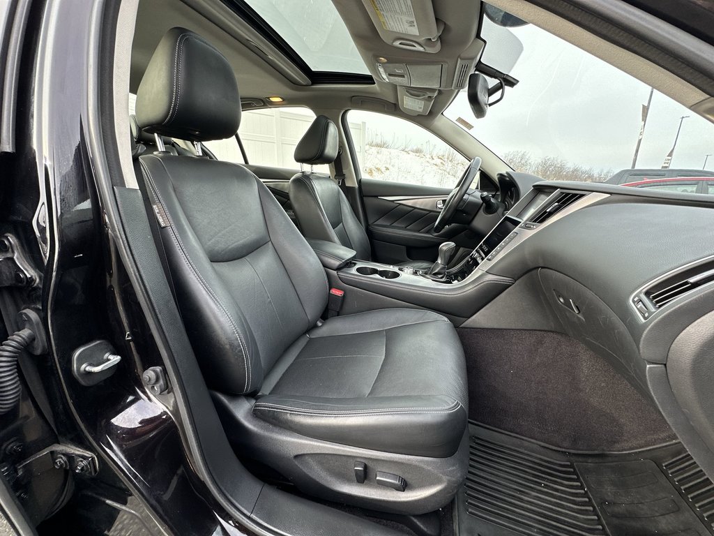 2016 Infiniti Q50 in Antigonish, Nova Scotia - 42 - w1024h768px