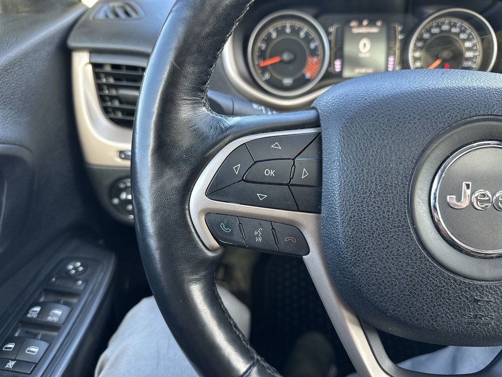 2015 Jeep Cherokee North | HtdSeats | Cam | PwrDrs | Aux | USB in Saint John, New Brunswick - 20 - w1024h768px
