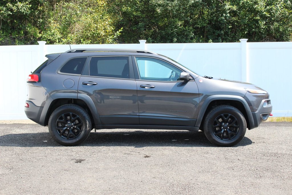 2016 Jeep Cherokee in Antigonish, Nova Scotia - 8 - w1024h768px