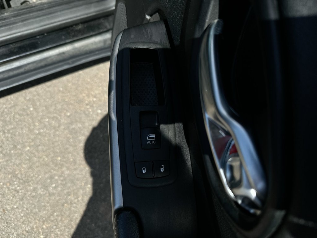 2021 Jeep Cherokee 80th Anniversary | Roof | Lthr | RmtStrt | Keyless in Saint John, New Brunswick - 46 - w1024h768px