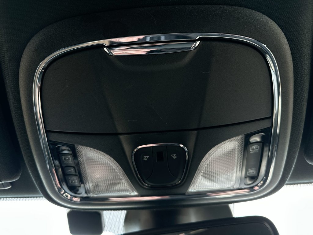 2021 Jeep Cherokee 80th Anniversary | Roof | Lthr | RmtStrt | Keyless in Saint John, New Brunswick - 47 - w1024h768px