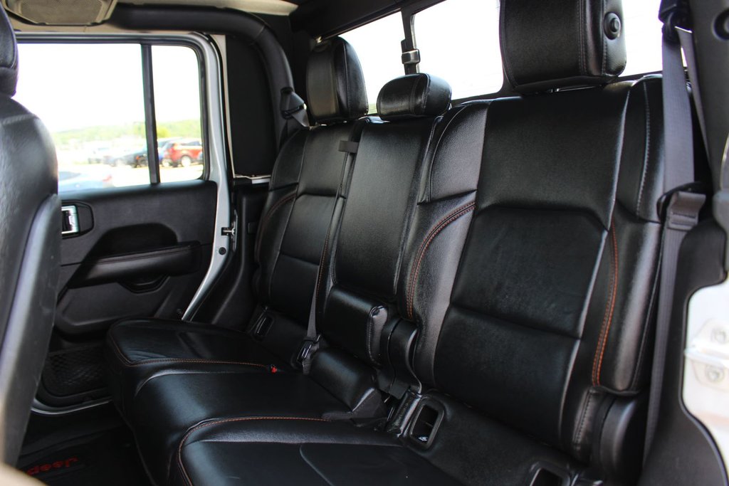 2022 Jeep Gladiator in Antigonish, Nova Scotia - 30 - w1024h768px