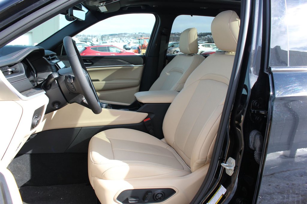 2024 Jeep Grand Cherokee L Limited | Leather | Roof | Cam | Warranty to 2029 in Saint John, New Brunswick - 10 - w1024h768px