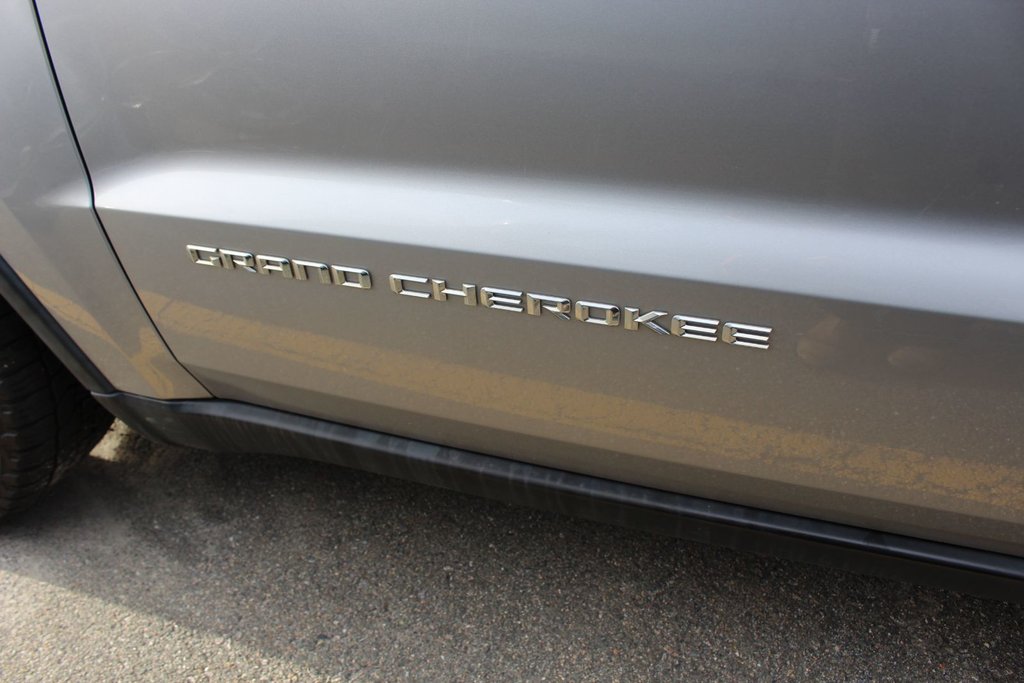 2015 Jeep Grand Cherokee Limited | Leather | HtdSeats | Aux | RmteStart in Saint John, New Brunswick - 11 - w1024h768px