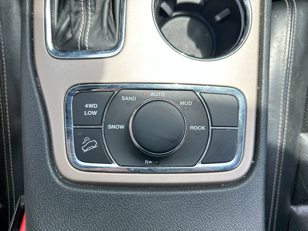 2017 Jeep Grand Cherokee Limited | Lthr | HtdWhl | Cam | Roof | Bluetooth in Saint John, New Brunswick - 31 - w1024h768px