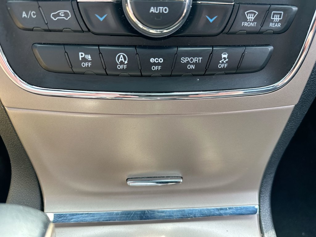 2017 Jeep Grand Cherokee Limited | Lthr | HtdWhl | Cam | Roof | Bluetooth in Saint John, New Brunswick - 22 - w1024h768px