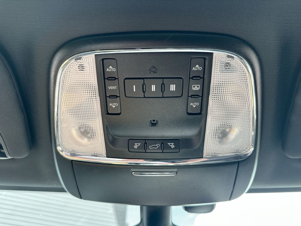 2017 Jeep Grand Cherokee Limited | Lthr | HtdWhl | Cam | Roof | Bluetooth in Saint John, New Brunswick - 49 - w1024h768px