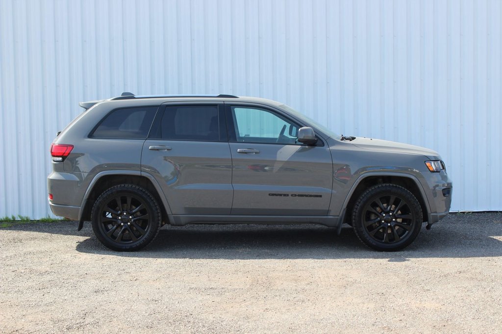 Grand Cherokee Laredo Altitude | Leather | Nav | Cam | USB | XM 2019 à Saint John, Nouveau-Brunswick - 8 - w1024h768px