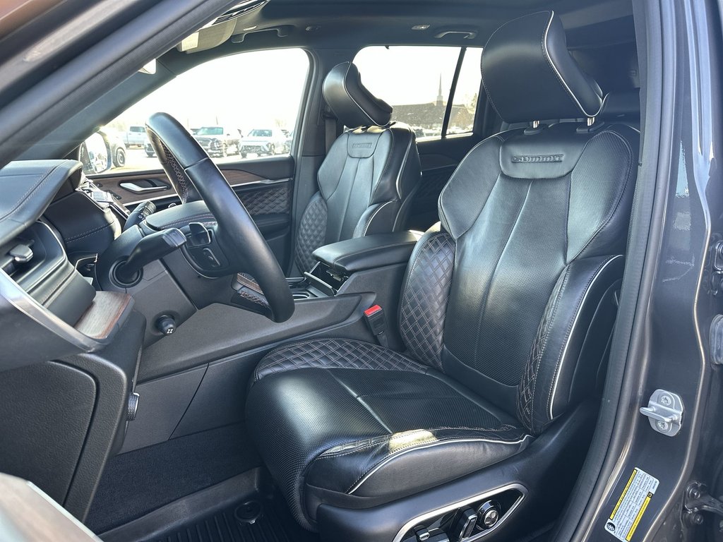 2022 Jeep Grand Cherokee in Antigonish, Nova Scotia - 11 - w1024h768px