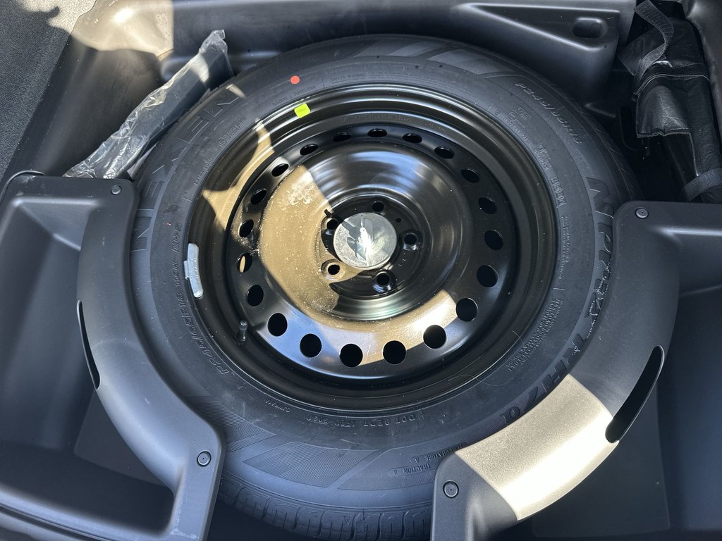 2022 Jeep Grand Cherokee in Antigonish, Nova Scotia - 38 - w1024h768px