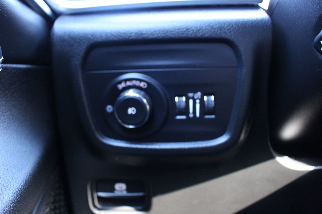 2023 Jeep Grand Cherokee Limited | HtdSeats | Cam | Warranty to 2028 in Saint John, New Brunswick - 30 - w1024h768px