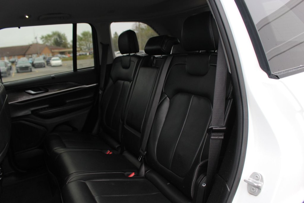 2023 Jeep Grand Cherokee in Antigonish, Nova Scotia - 44 - w1024h768px