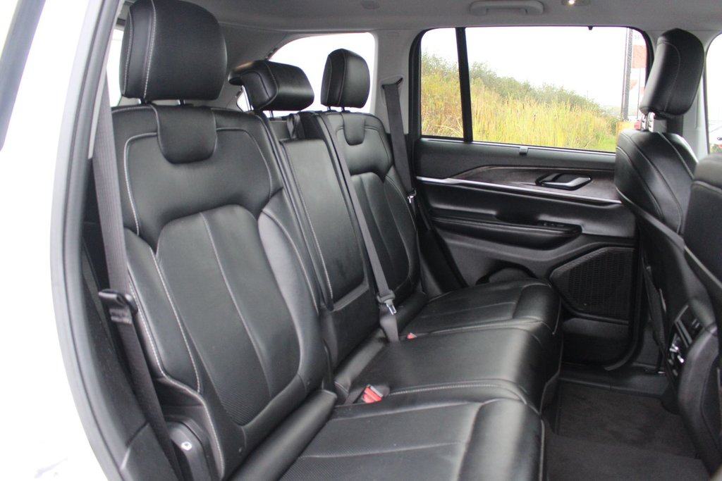 2023 Jeep Grand Cherokee in Antigonish, Nova Scotia - 51 - w1024h768px