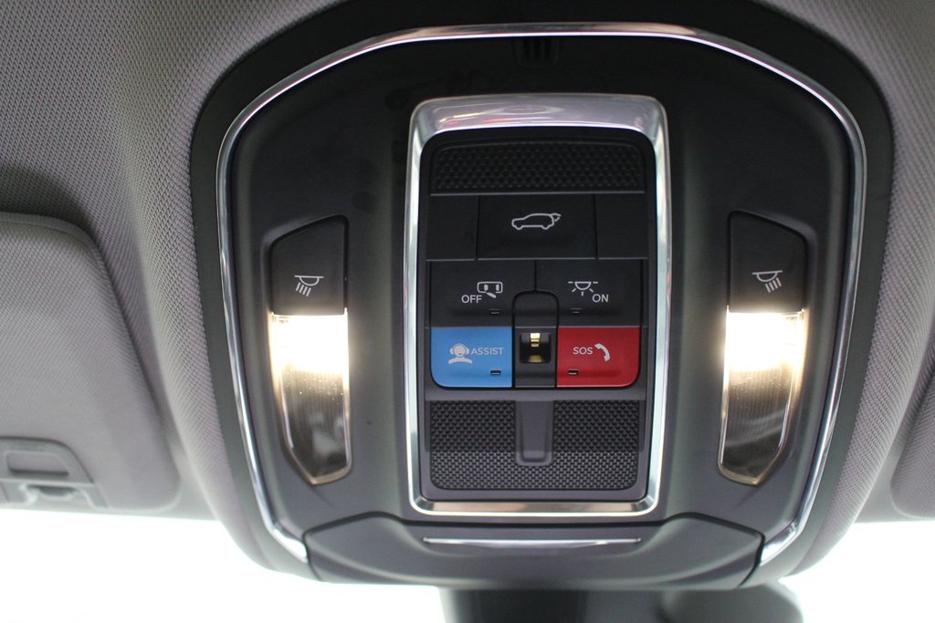 2023 Jeep Grand Cherokee in Antigonish, Nova Scotia - 40 - w1024h768px