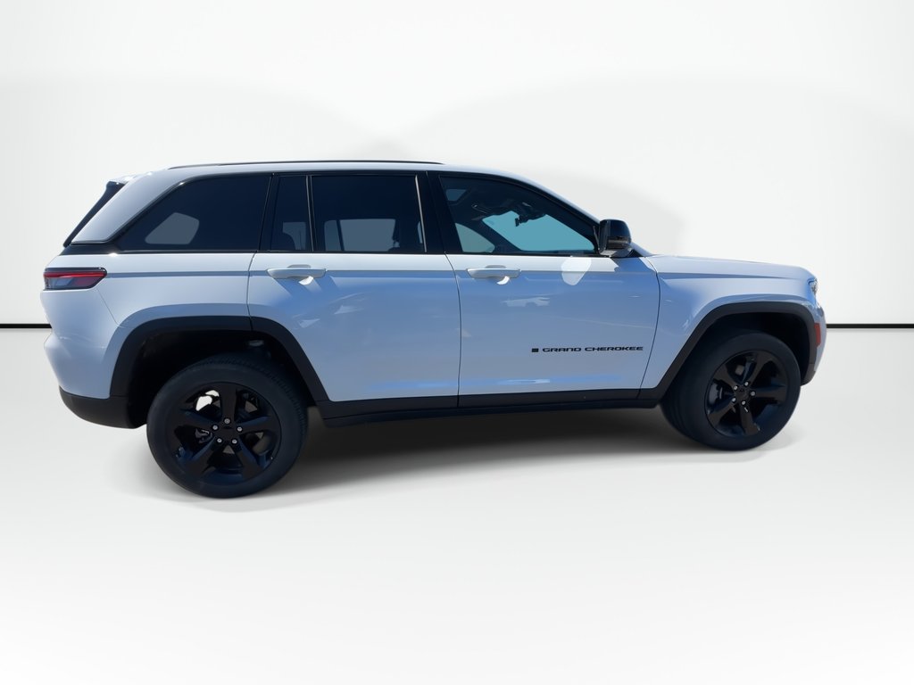 2025 Jeep GRAND CHEROKEE ALTITUDE | Roof | Lthr | Kyless | Warranty to 2030 in Saint John, New Brunswick - 9 - w1024h768px