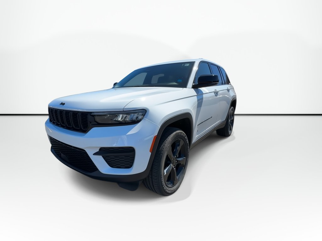 2025 Jeep GRAND CHEROKEE ALTITUDE | Roof | Lthr | Kyless | Warranty to 2030 in Saint John, New Brunswick - 4 - w1024h768px