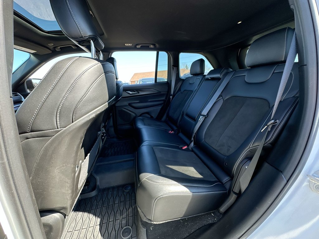 2025 Jeep GRAND CHEROKEE ALTITUDE | Roof | Lthr | Kyless | Warranty to 2030 in Saint John, New Brunswick - 32 - w1024h768px