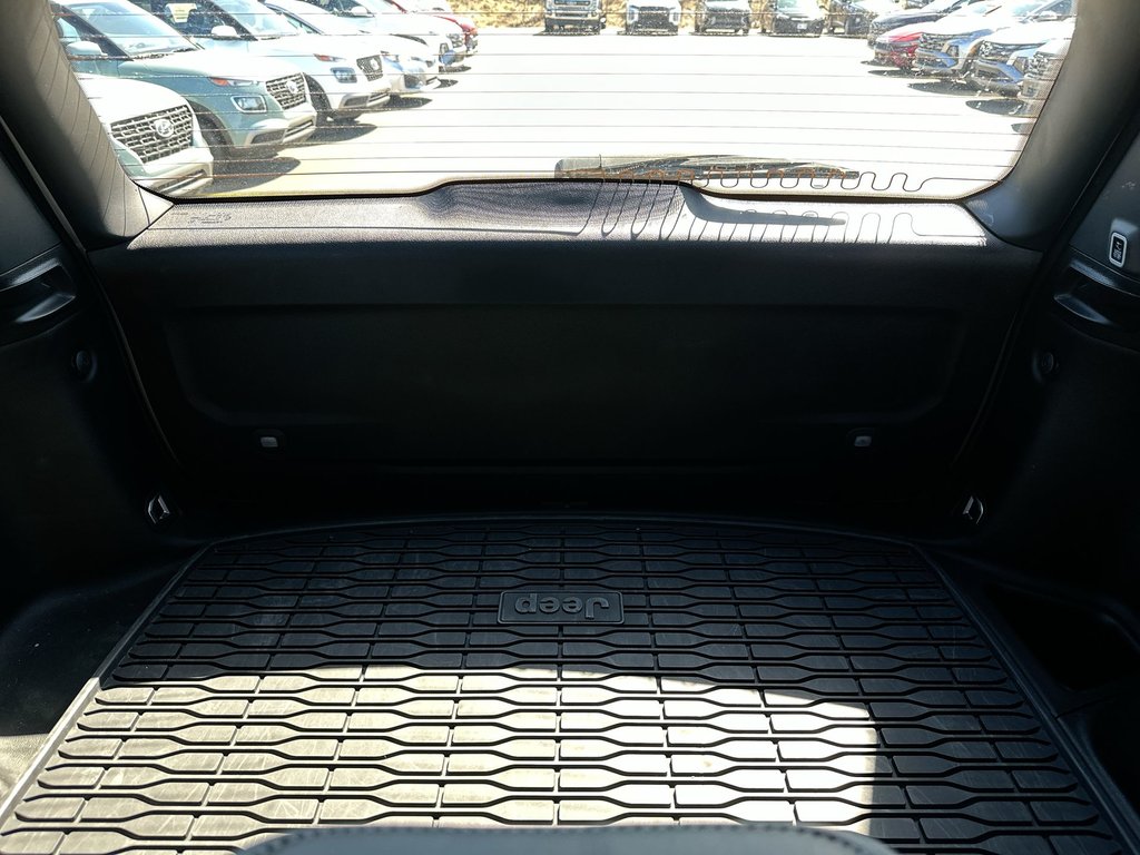 2025 Jeep GRAND CHEROKEE ALTITUDE | Roof | Lthr | Kyless | Warranty to 2030 in Saint John, New Brunswick - 52 - w1024h768px