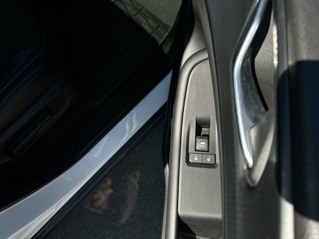 2025 Jeep GRAND CHEROKEE ALTITUDE | Roof | Lthr | Kyless | Warranty to 2030 in Saint John, New Brunswick - 46 - w1024h768px