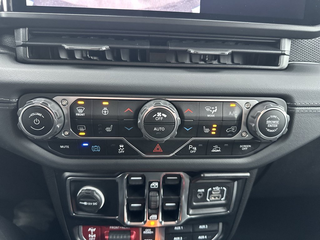 2024 Jeep Wrangler 4xe Rubicon | Cam | HtdSeat | 2Tops | Warranty to 2028 in Saint John, New Brunswick - 27 - w1024h768px