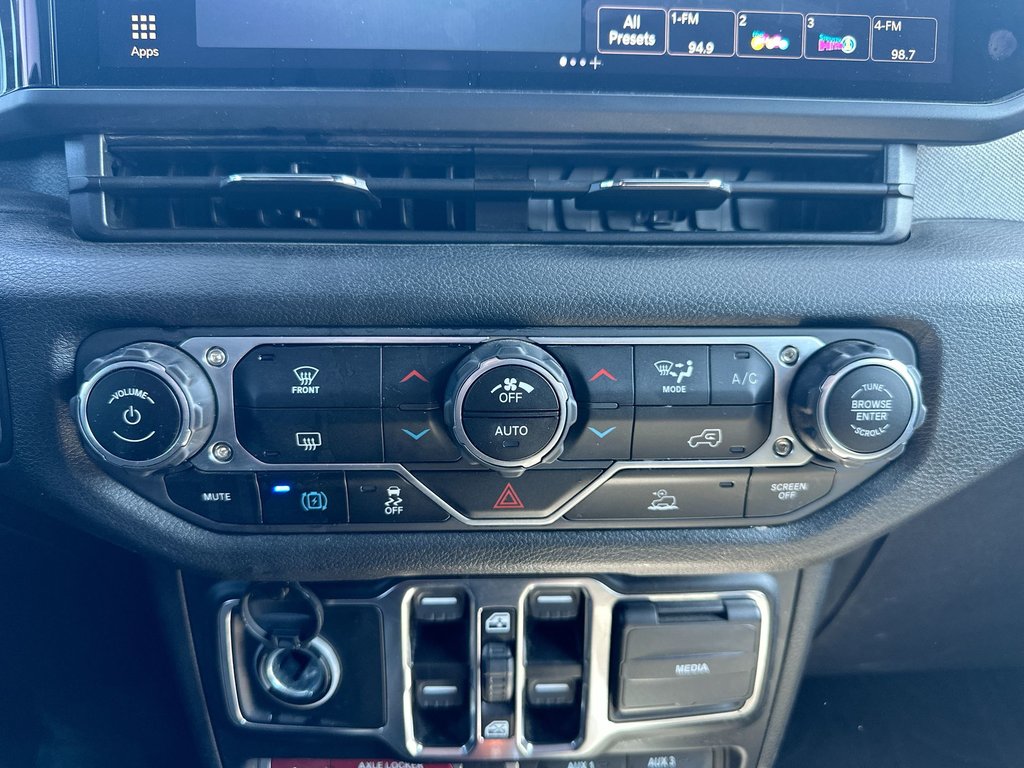 2024 Jeep Wrangler 4xe Willys Hybrid | Cam | Bluetooth | Warranty to 2029 in Saint John, New Brunswick - 27 - w1024h768px