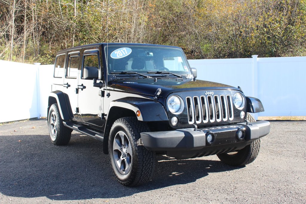 2017 Jeep Wrangler Unlimited in Antigonish, Nova Scotia - 1 - w1024h768px