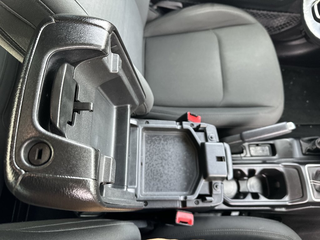 Jeep WRANGLER SPORT S | Cam | HtdSeats | Bluetooth | Aux | USB 2018 à Saint John, Nouveau-Brunswick - 49 - w1024h768px