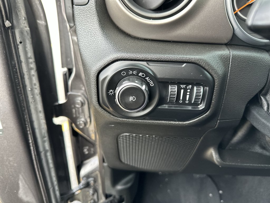 Jeep WRANGLER SPORT S | Cam | HtdSeats | Bluetooth | Aux | USB 2018 à Saint John, Nouveau-Brunswick - 31 - w1024h768px