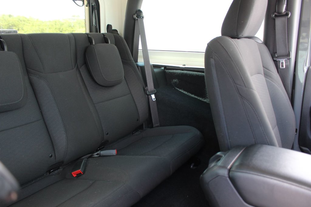 Jeep Wrangler Willys Sport | 6-Speed | Cam | Warranty to 2028 2023 à Saint John, Nouveau-Brunswick - 38 - w1024h768px