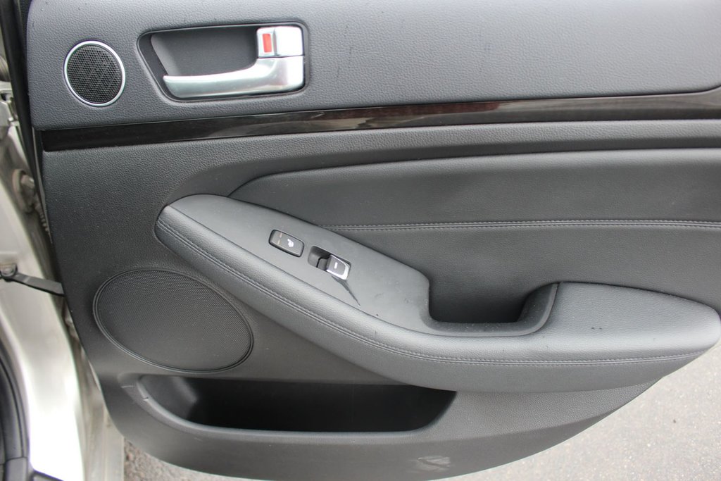 Kia Cadenza Premium | Lthr | SunRoof | Cam | HtdSeats | Aux 2014 à Saint John, Nouveau-Brunswick - 41 - w1024h768px
