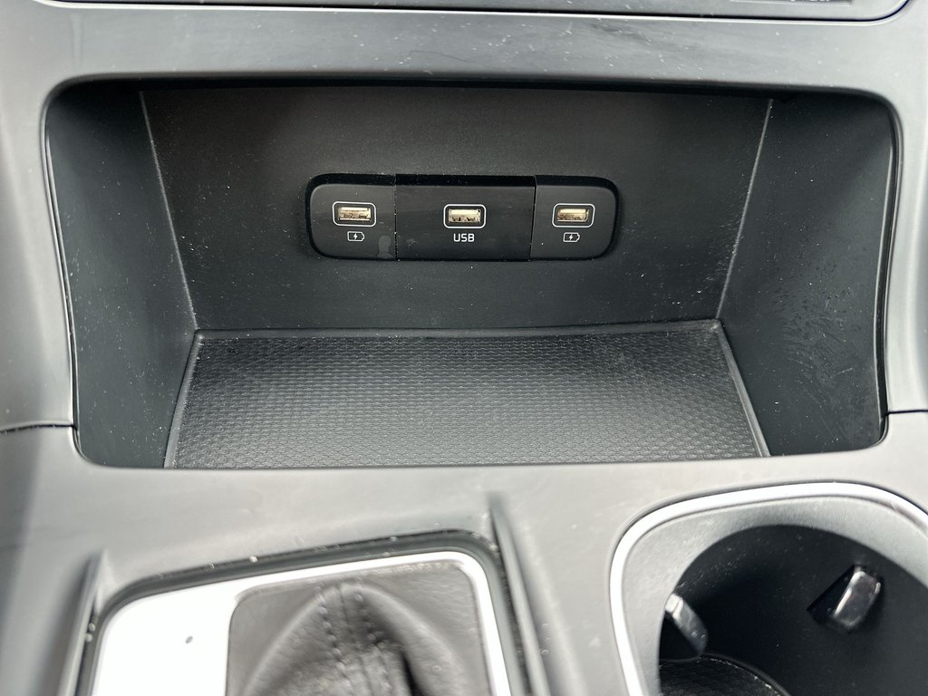 2023 Kia Carnival in Antigonish, Nova Scotia - 45 - w1024h768px