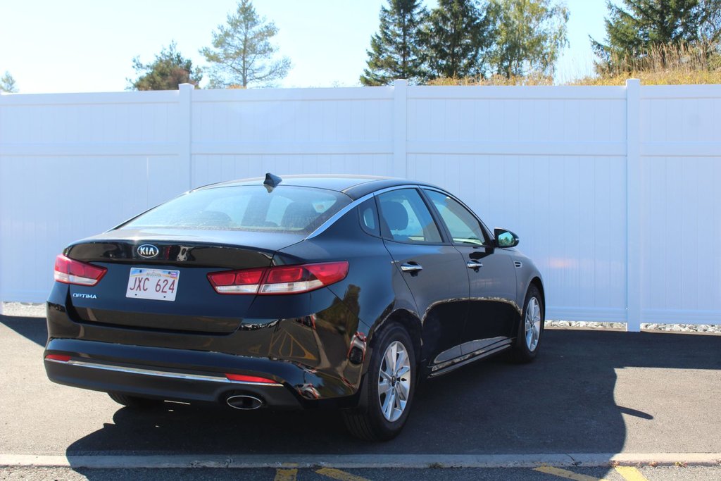 2018 Kia Optima in Antigonish, Nova Scotia - 4 - w1024h768px