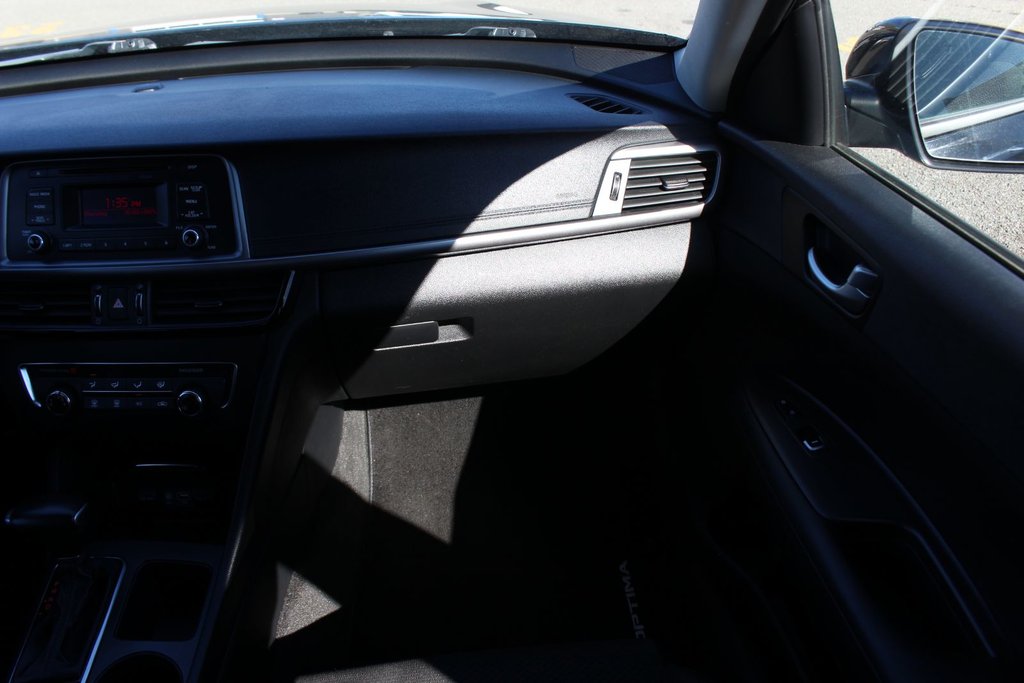 2018 Kia Optima in Antigonish, Nova Scotia - 45 - w1024h768px