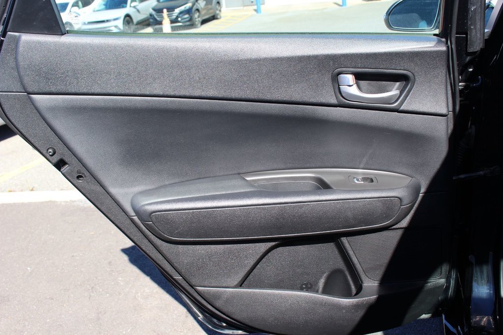 2018 Kia Optima in Antigonish, Nova Scotia - 43 - w1024h768px